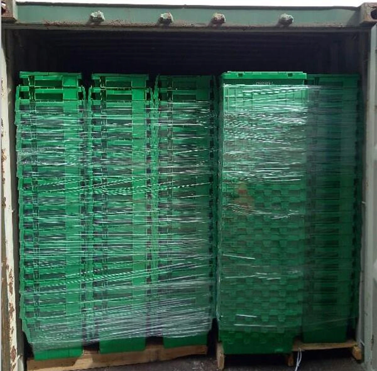 Nestable Plastic Attached Lid Tote Containers Nestable Plastic Attached Lid Tote Containers